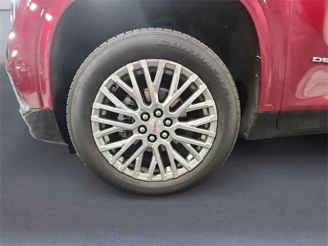 2024 GMC Acadia Denali