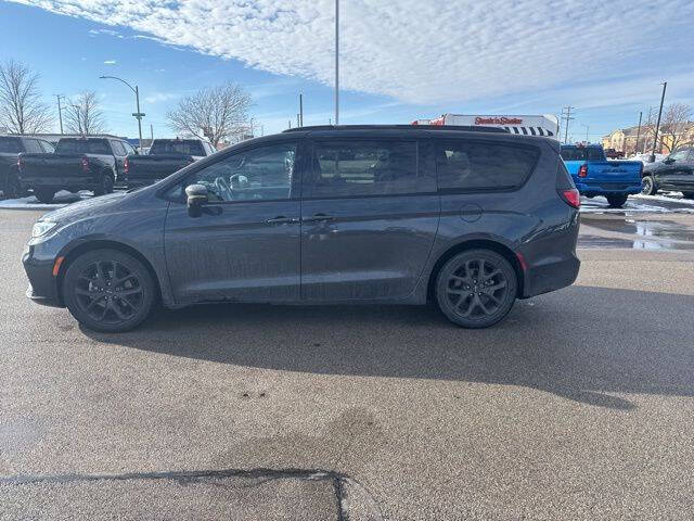 2021 Chrysler Pacifica Touring L