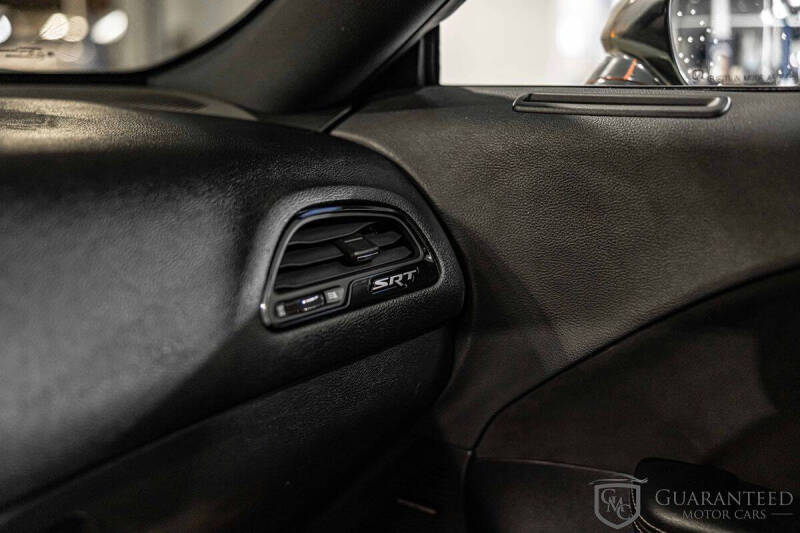 2015 Dodge Challenger SRT 392