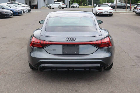 2023 Audi e-tron GT quattro Premium Plus