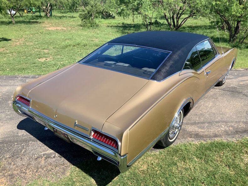 1967 Oldsmobile Delta Eighty-Eight