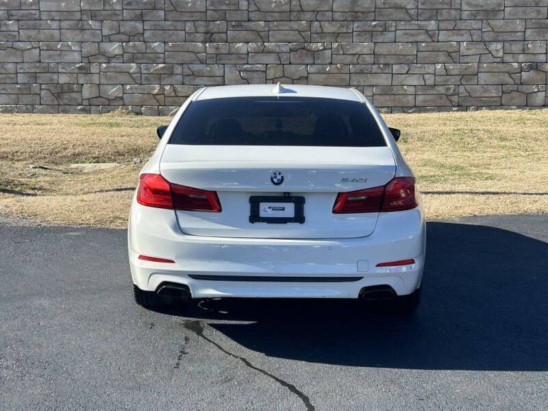 2018 BMW 5 Series 540i