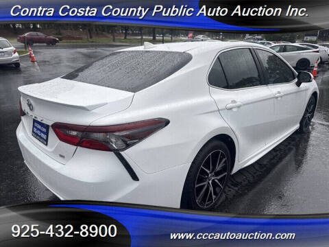 2021 Toyota Camry SE