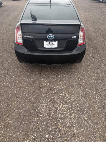 2014 Toyota Prius Two