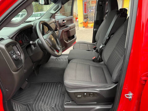 2022 Chevrolet Silverado 1500 Custom