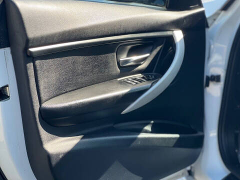 2014 BMW 3 Series 328i