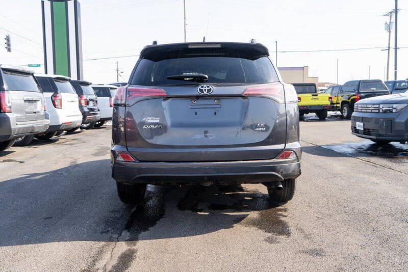 2016 Toyota RAV4 LE