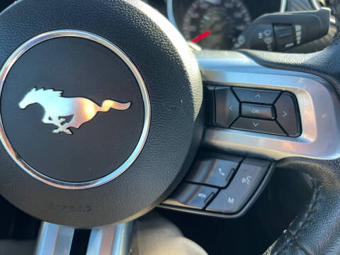 2021 Ford Mustang EcoBoost