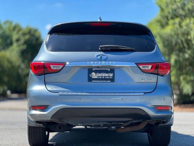 InfinitiQX606