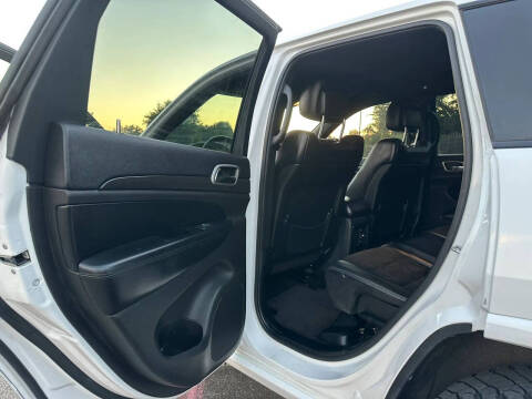 2018 Jeep Grand Cherokee Altitude