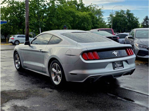 2015 Ford Mustang V6