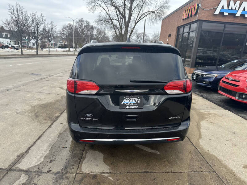 2018 Chrysler Pacifica Limited