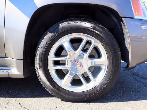 2007 GMC Envoy Denali