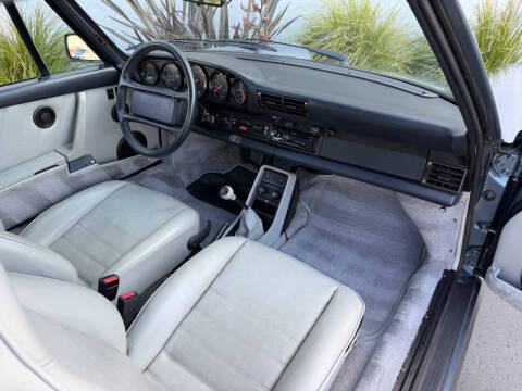 1988 Porsche 911 Carrera