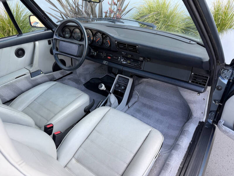 1988 Porsche 911 Carrera
