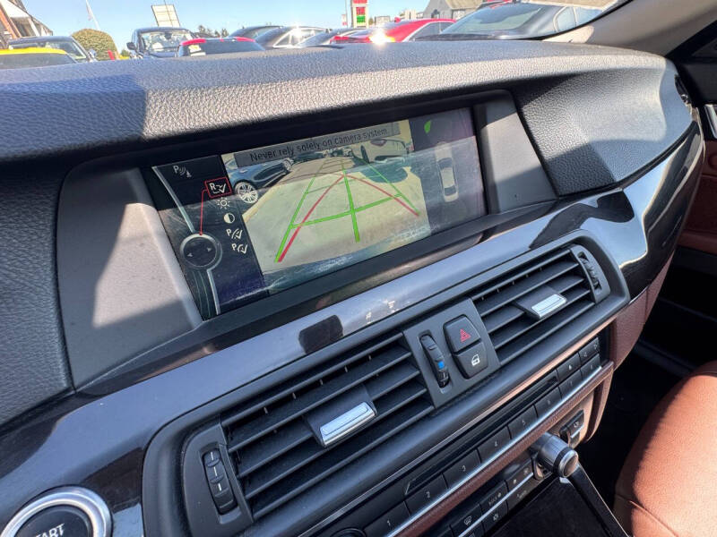 2012 BMW 5 Series 528i xDrive