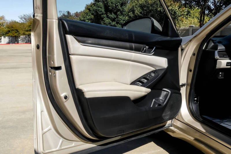 2019 Honda Accord LX