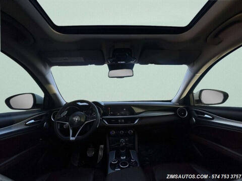 2018 Alfa Romeo Stelvio Sport