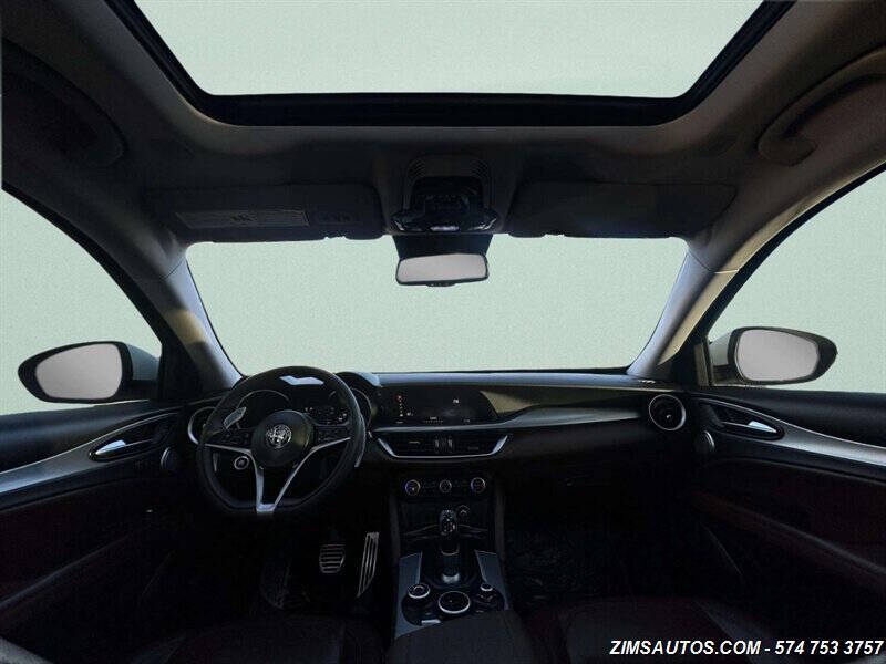 2018 Alfa Romeo Stelvio Sport