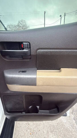 2010 Toyota Tundra Grade