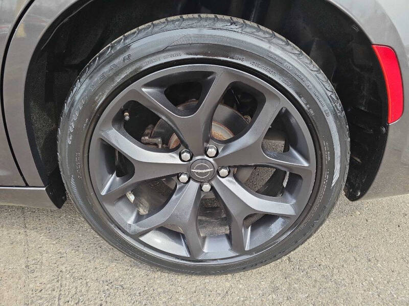 2021 Chrysler 300 S V6