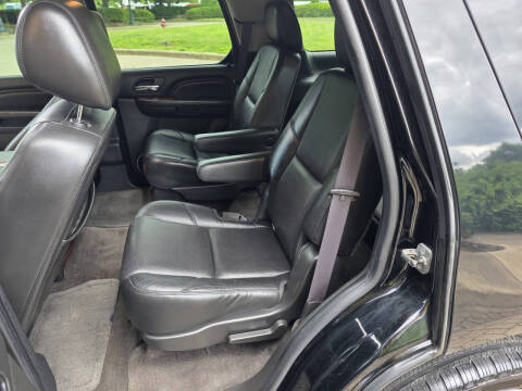 2011 Cadillac Escalade