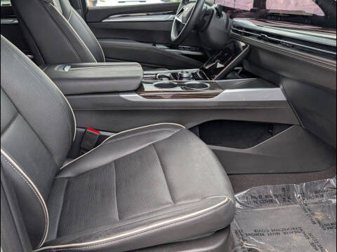 2025 Cadillac Escalade Premium Luxury