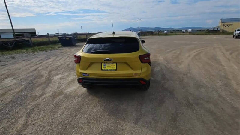 2025 Chevrolet Trax RS