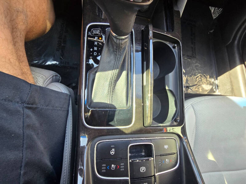 2014 Kia Cadenza Premium