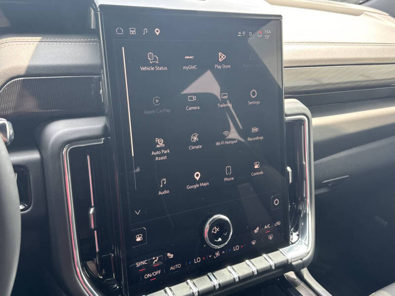 2025 GMC Yukon Elevation