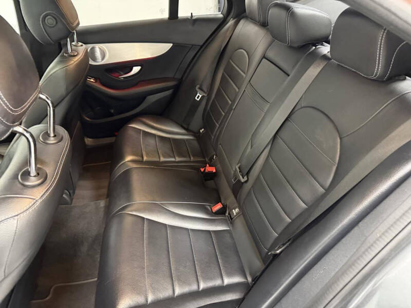 2021 Mercedes-Benz C-Class C 300