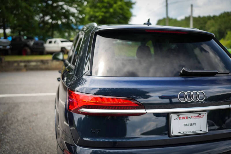 2025 Audi Q7 quattro Premium 45 TFSI