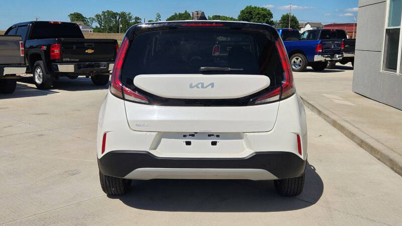 2023 Kia Soul LX