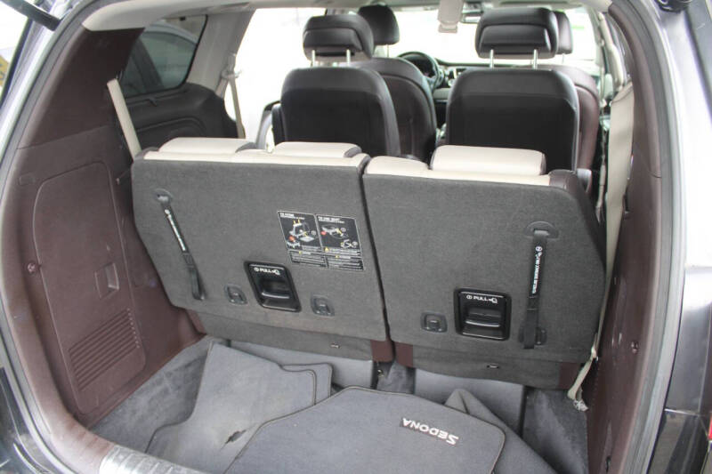 2016 Kia Sedona Limited