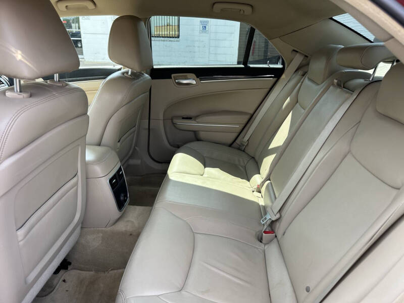 2014 Chrysler 300