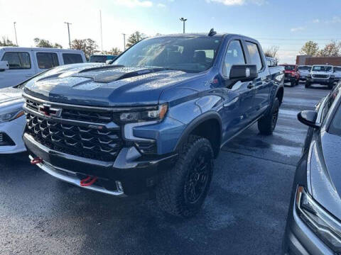 2024 Chevrolet Silverado 1500 for sale at GUPTON MOTORS, INC. in Springfield TN