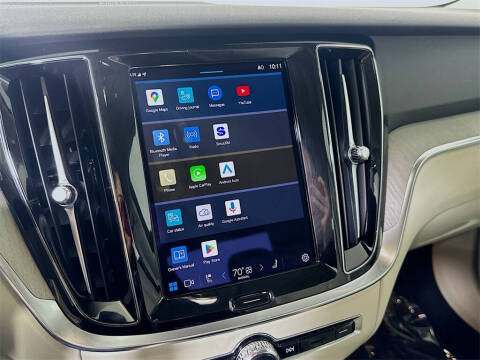 2024 Volvo S60 B5 Plus Dark Theme