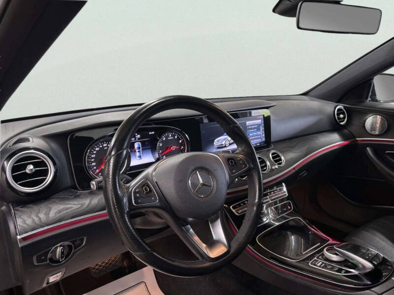 2017 Mercedes-Benz E-Class E 300 4MATIC