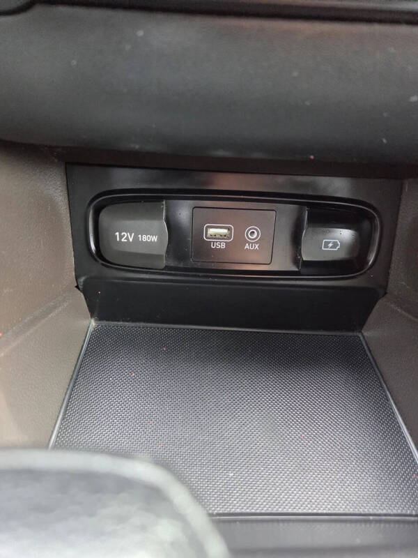 2019 Hyundai Santa Fe SE 2.4L