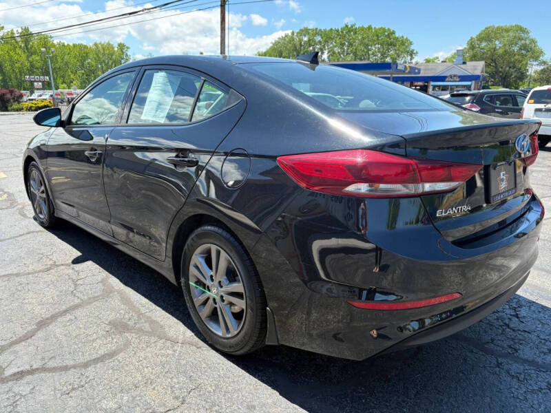 2018 Hyundai Elantra