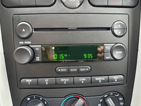 2006 Ford Mustang GT Deluxe