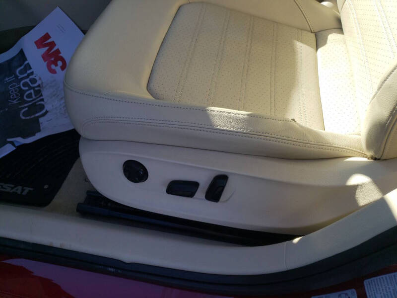 2015 Volkswagen Passat 1.8T SE