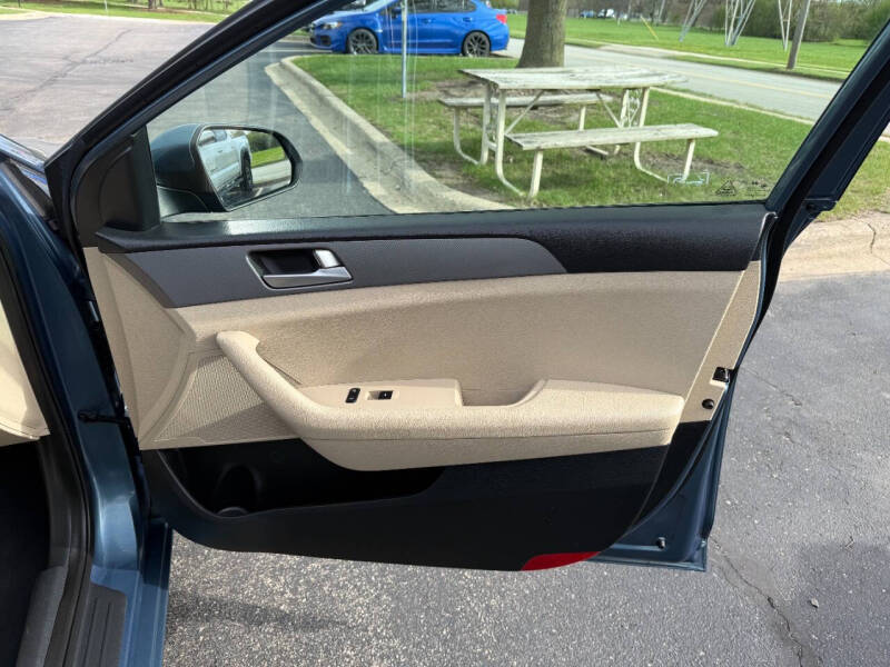 2016 Hyundai Sonata SE