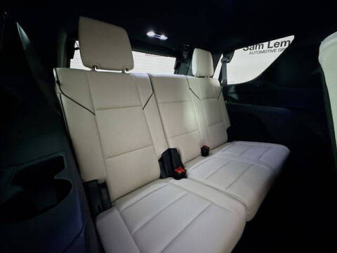 2025 Cadillac Escalade Sport