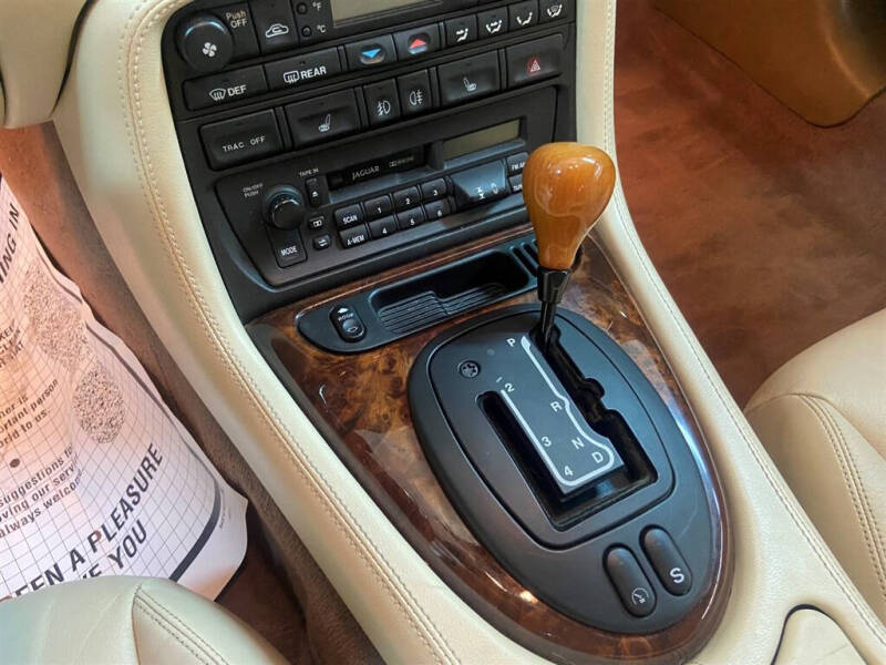 1997 Jaguar XK-Series XK8