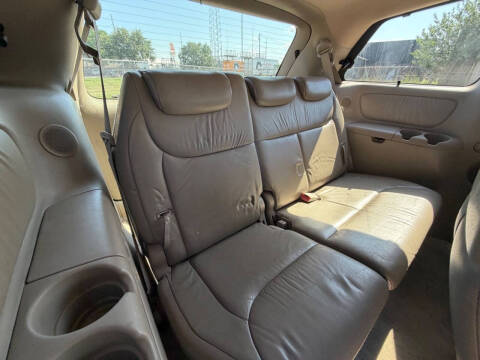 2005 Toyota Sienna XLE Limited 7 Passenger