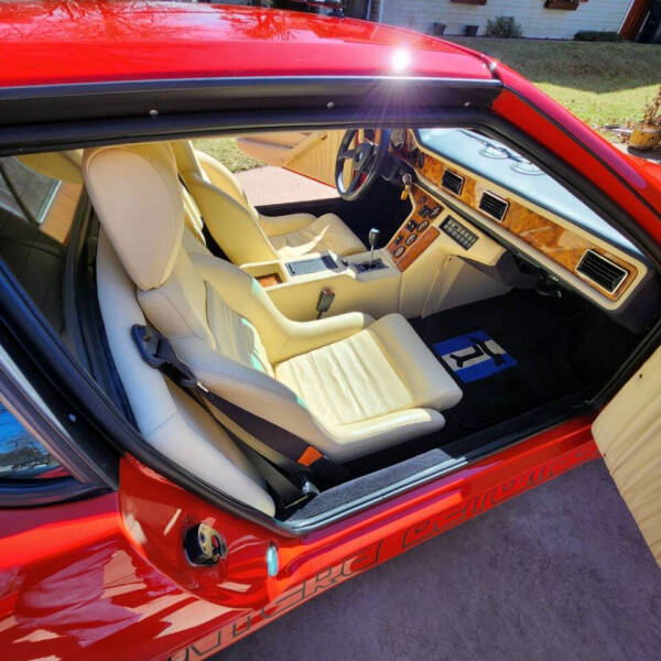 1993 De Tomaso Pantera
