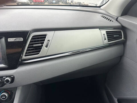 2017 Kia Niro EX
