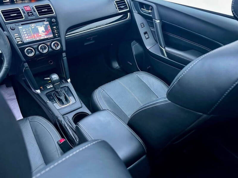 2017 Subaru Forester 2.5i Touring