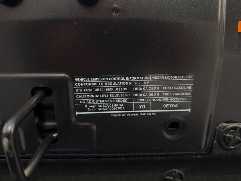 2025 Nissan Versa SR